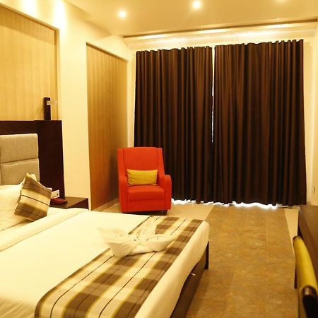 Silver Estate Resort Tikamgarh Zewnętrze zdjęcie